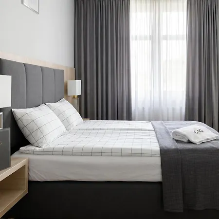 For 4 Near Market Square - Kuznicza 24 * Wrocław